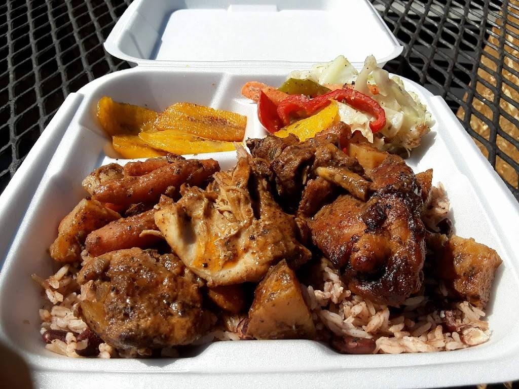 Barrington's Jamaican Kitchen - Restaurant | 4120 Ming Ave, Bakersfield ...