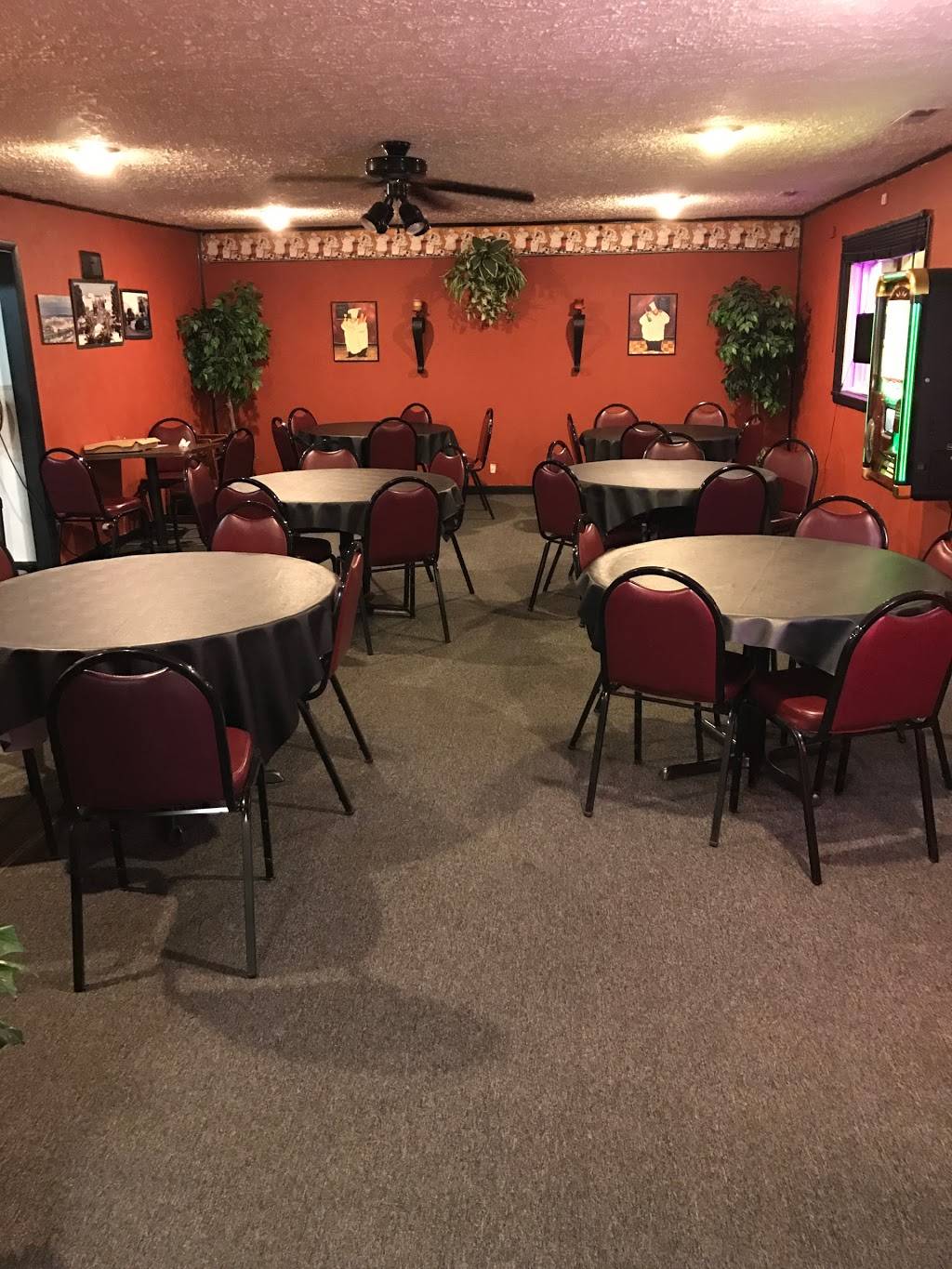 Joes Pizza | restaurant | 511 Oak St, Minonk, IL 61760, USA | 3094322446 OR +1 309-432-2446