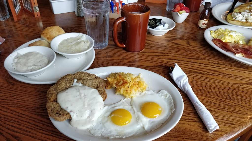 Cracker Barrel Old Country Store | restaurant | 404 Kentucky Dr, Kokomo, IN 46902, USA | 7654533075 OR +1 765-453-3075
