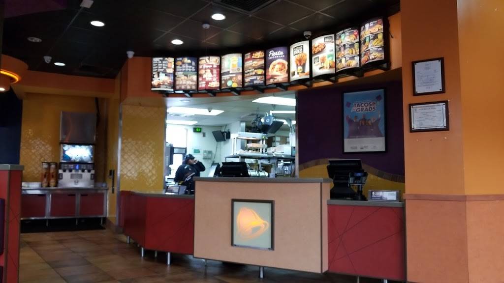 Taco Bell | meal takeaway | 3410 Highway 34 E, Sharpsburg, GA 30277, USA | 7702540206 OR +1 770-254-0206