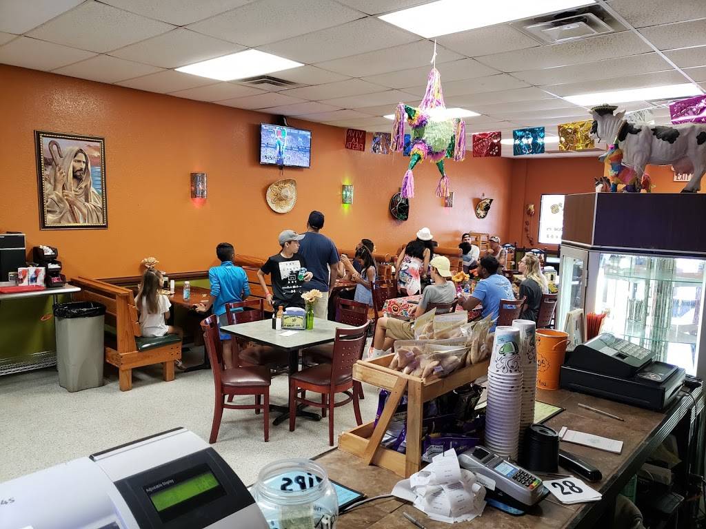 Ritas Famous Tacos 2 | restaurant | 3130 Junction Hwy b, Ingram, TX 78025, USA | 8303673088 OR +1 830-367-3088