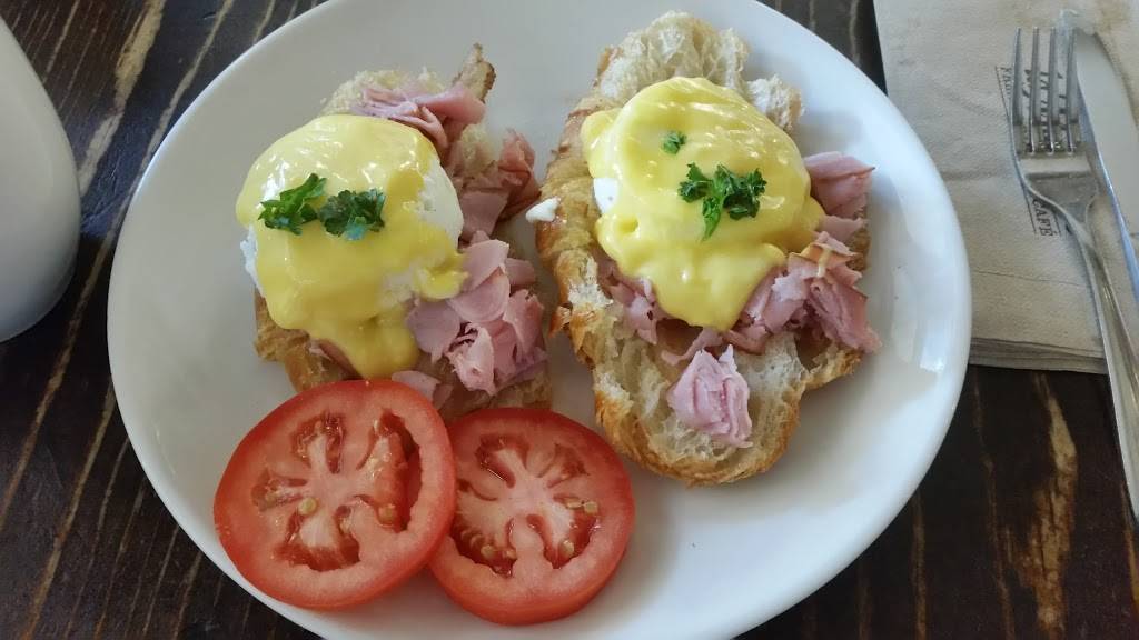 la Madeleine French Bakery & Café Tysons Corner | cafe | 7960 Tysons Corner Center, McLean, VA 22102, USA | 7039621264 OR +1 703-962-1264