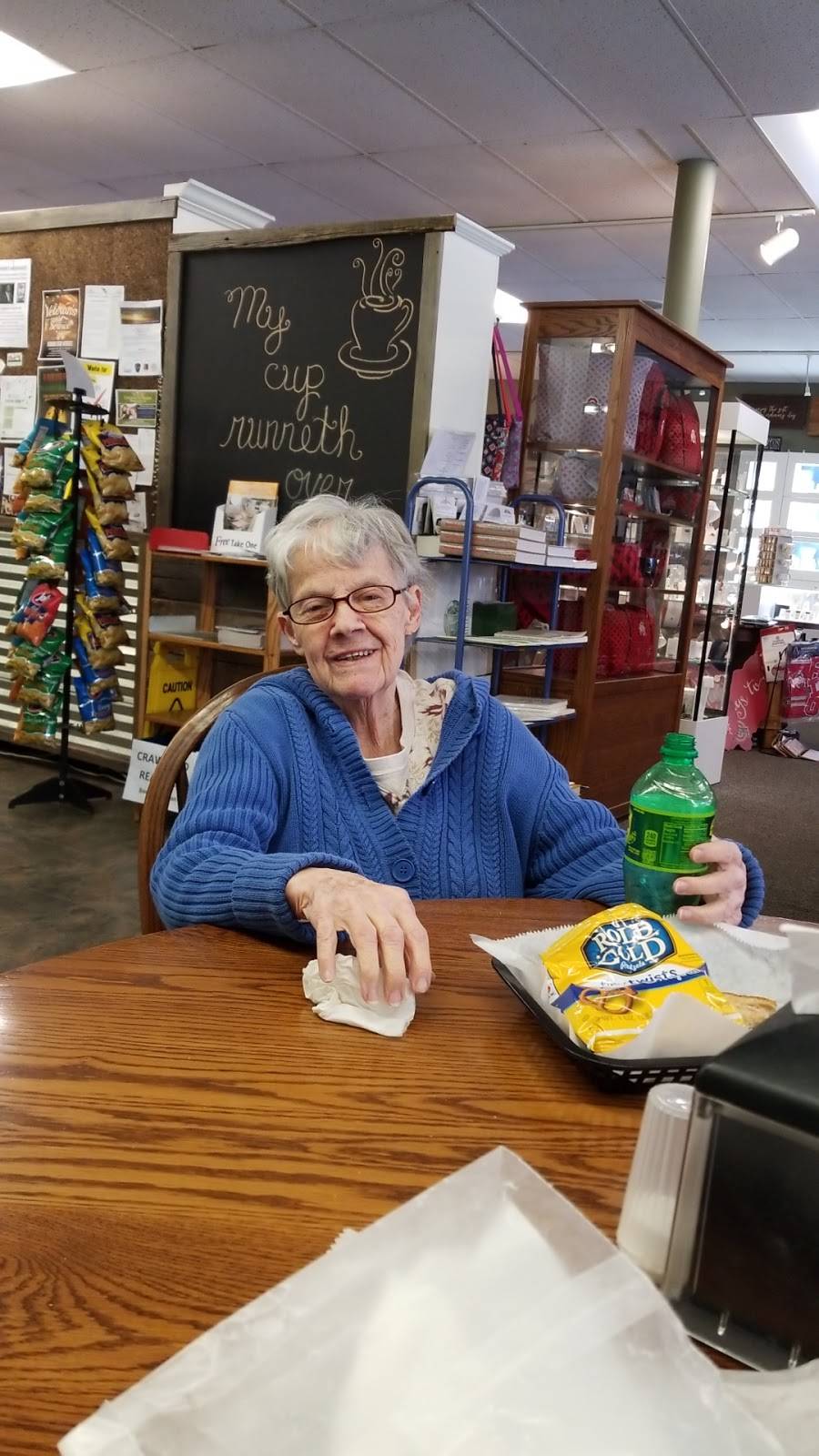 Pelican Coffee House | bakery | 108 S Sandusky Ave, Bucyrus, OH 44820, USA | 4195629727 OR +1 419-562-9727