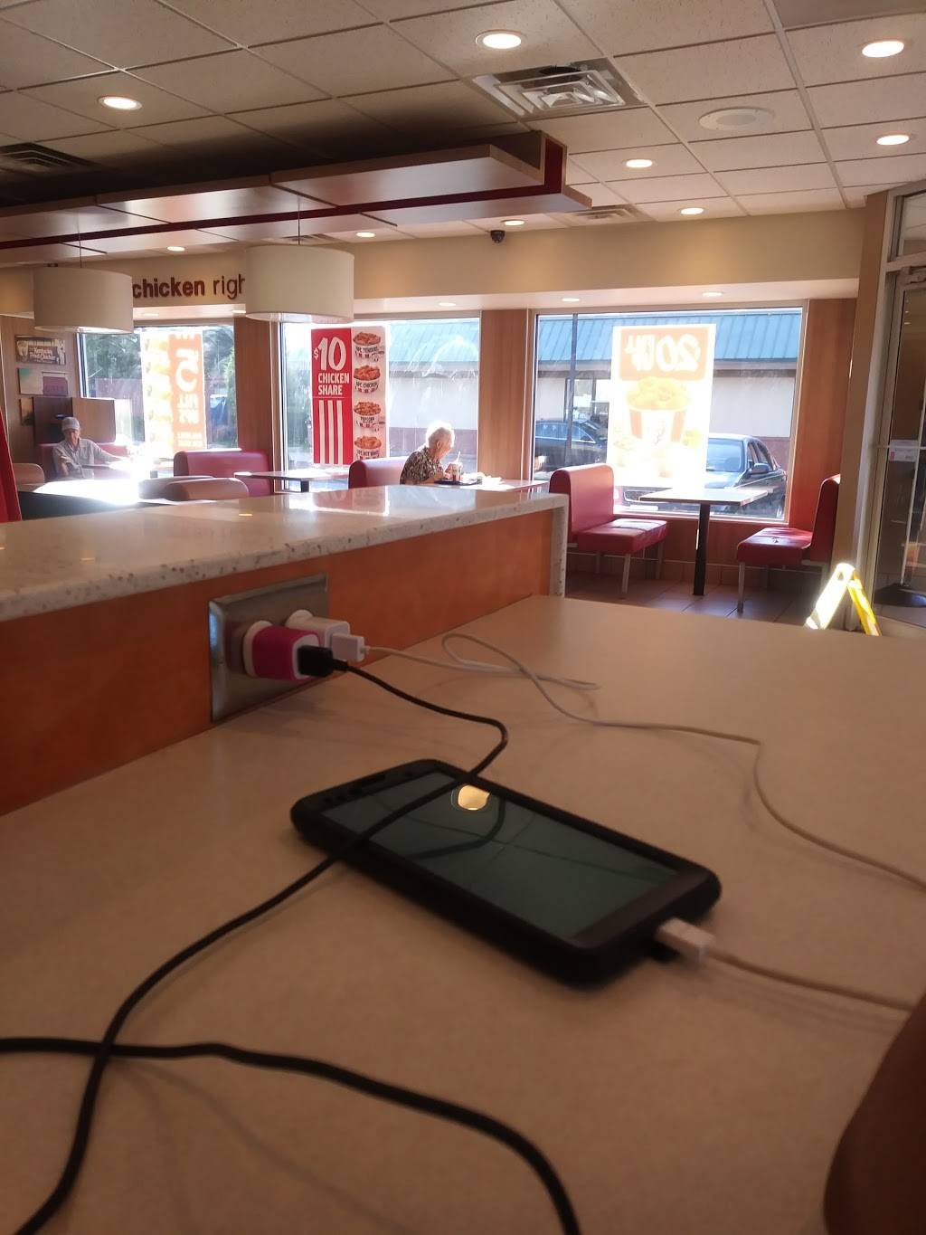 Taco Bell | meal takeaway | 10036 Dumfries Rd, Manassas, VA 20110, USA | 7033921266 OR +1 703-392-1266