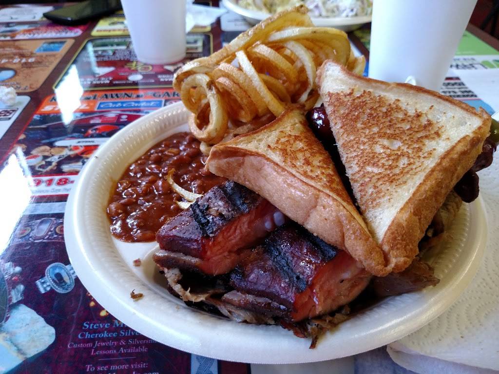 Fishs Bar B Que | restaurant | 105 E Ballentine Rd, Tahlequah, OK 74464, USA | 9184539291 OR +1 918-453-9291