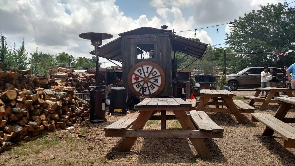 Pioneer Mercantile and Smokehouse | restaurant | 309 S Park St, Brenham, TX 77833, USA | 7138768416 OR +1 713-876-8416