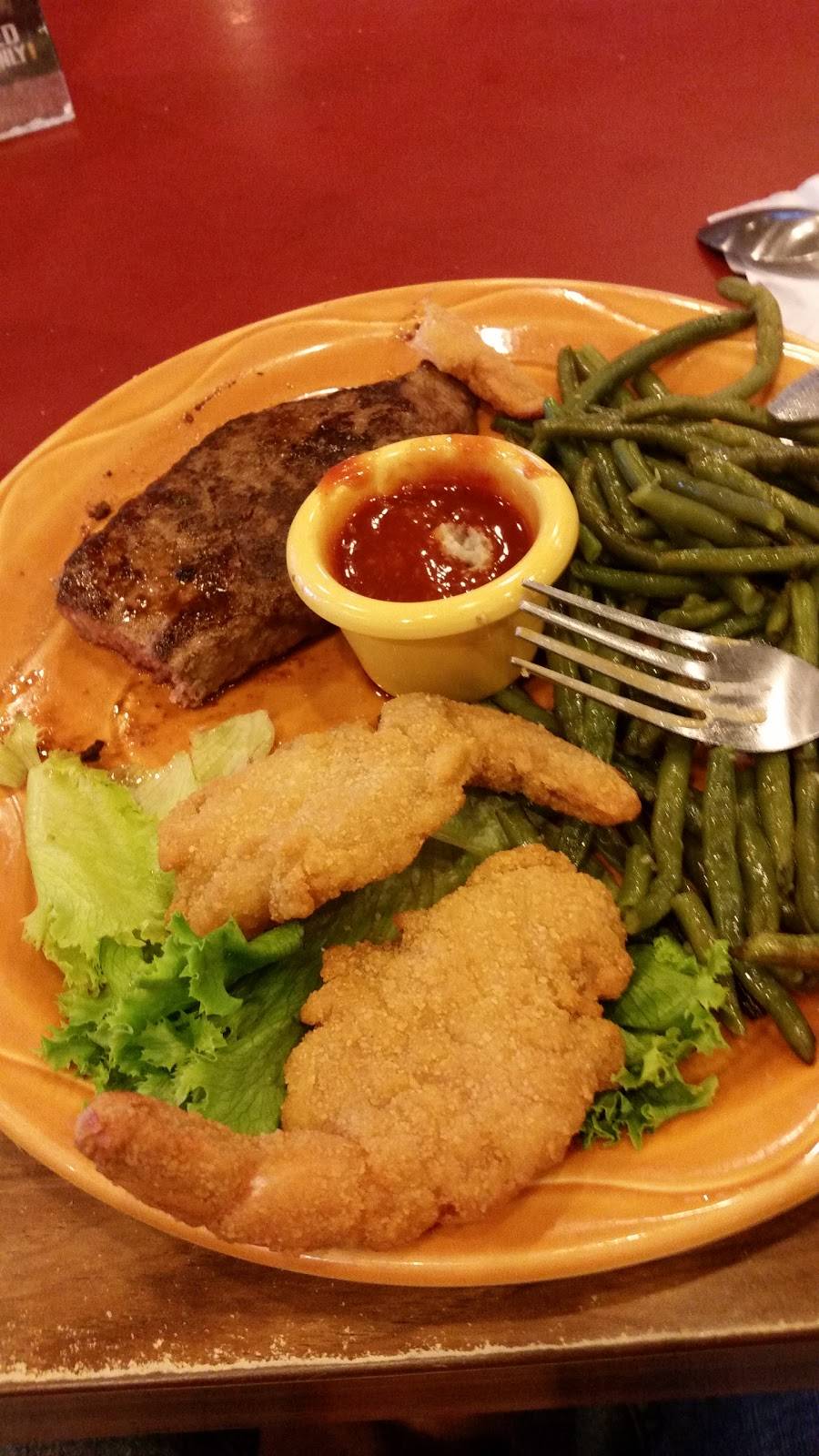 Kings Family Restaurants | restaurant | 16 Hilltop Plaza, Kittanning, PA 16201, USA | 7245453340 OR +1 724-545-3340