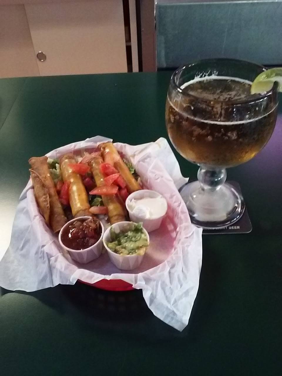 Cronies Sports Grill | restaurant | 5687 Kanan Rd, Agoura Hills, CA 91301, USA | 8188890889 OR +1 818-889-0889