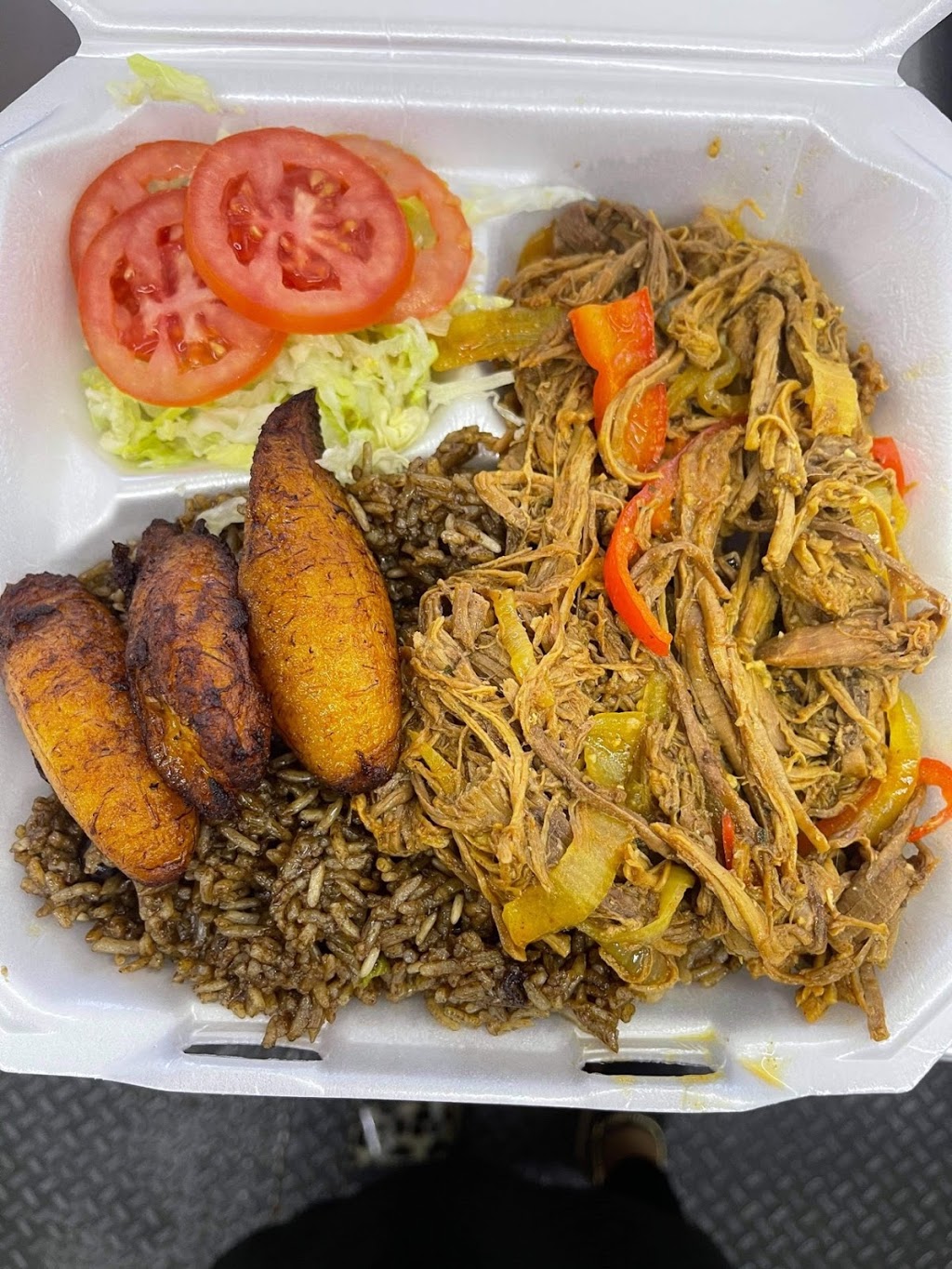 Avileño Cuban Food | restaurant | 12530 Beaumont Hwy, Houston, TX 77049, USA | 3463218877 OR +1 346-321-8877