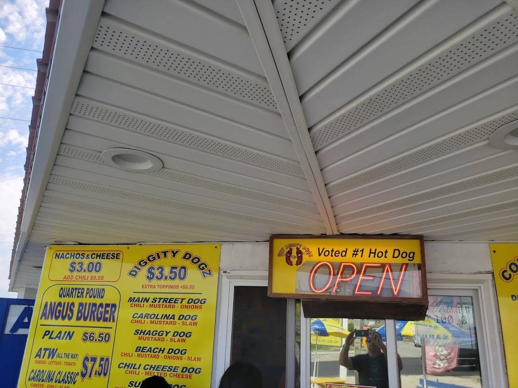 HOT DIGGITY DOGZ | meal takeaway | 103 S Shore Dr, Surf City, NC 28445, USA | 2529435383 OR +1 252-943-5383