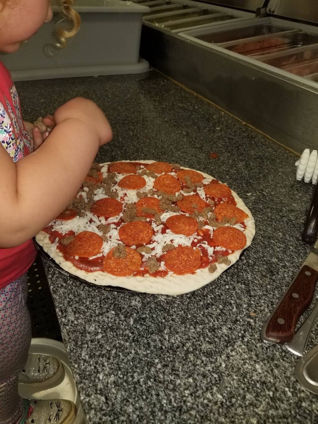 Pizza Place | meal delivery | 6103 Joe Frank Harris Pkwy NW, Adairsville, GA 30103, USA | 7707737757 OR +1 770-773-7757