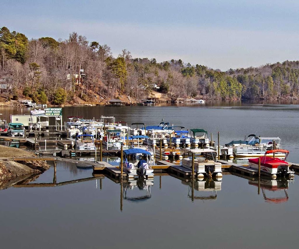 Lake Hickory Marina and Boat Rental | 6706 Limbaugh Ln, Hickory, NC ...