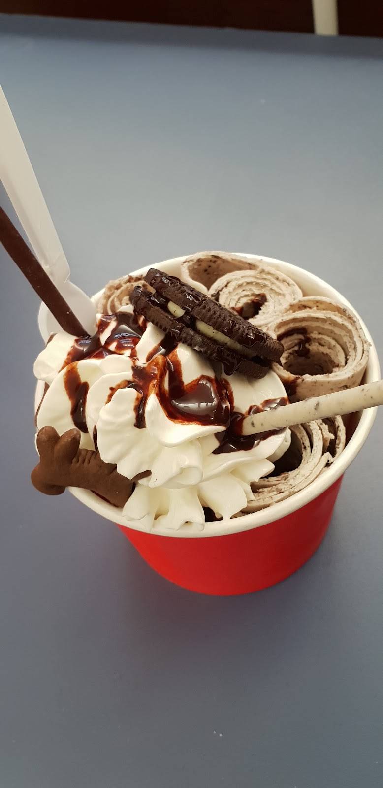 Huskey Ice Cream Rolls | restaurant | 4601 S Broadway Ave, Tyler, TX 75703, USA | 9033525333 OR +1 903-352-5333