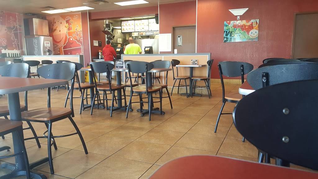 Jack in the Box | restaurant | 1442 Colony Dr Ste B, Ripon, CA 95366, USA | 2095995871 OR +1 209-599-5871