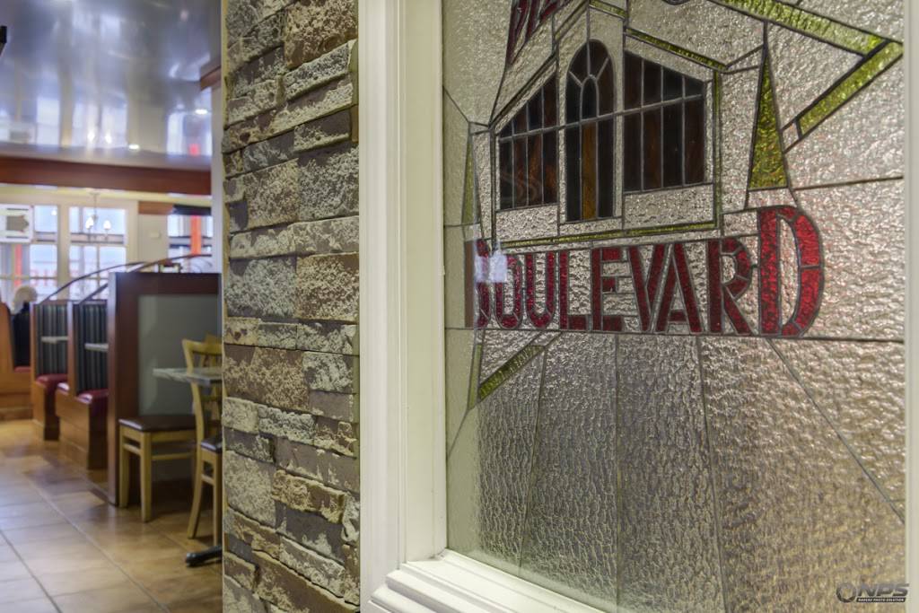 Pizzeria Du Boulevard Inc (La) | meal delivery | 83 Boulevard Frontenac E, Thetford Mines, QC G6G 1N3, Canada | 4183357531 OR +1 418-335-7531