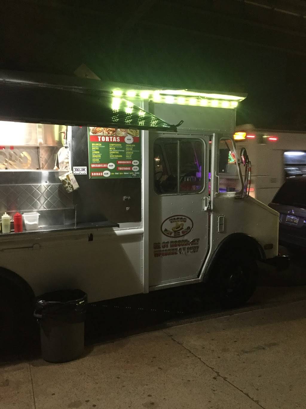 Tacos Rey de Oro | restaurant | Roosevelt Ave, Woodside, NY 11377, USA