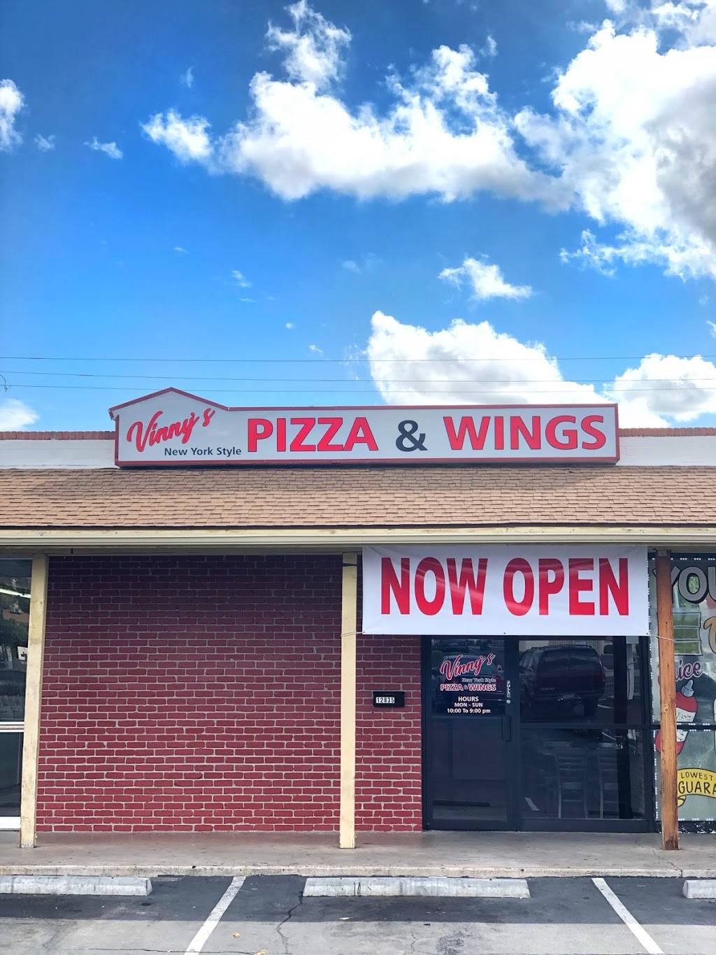 Vinny S Ny Pizza Wings Restaurant 12835 N Cave Creek Rd Phoenix Az 85022 Usa