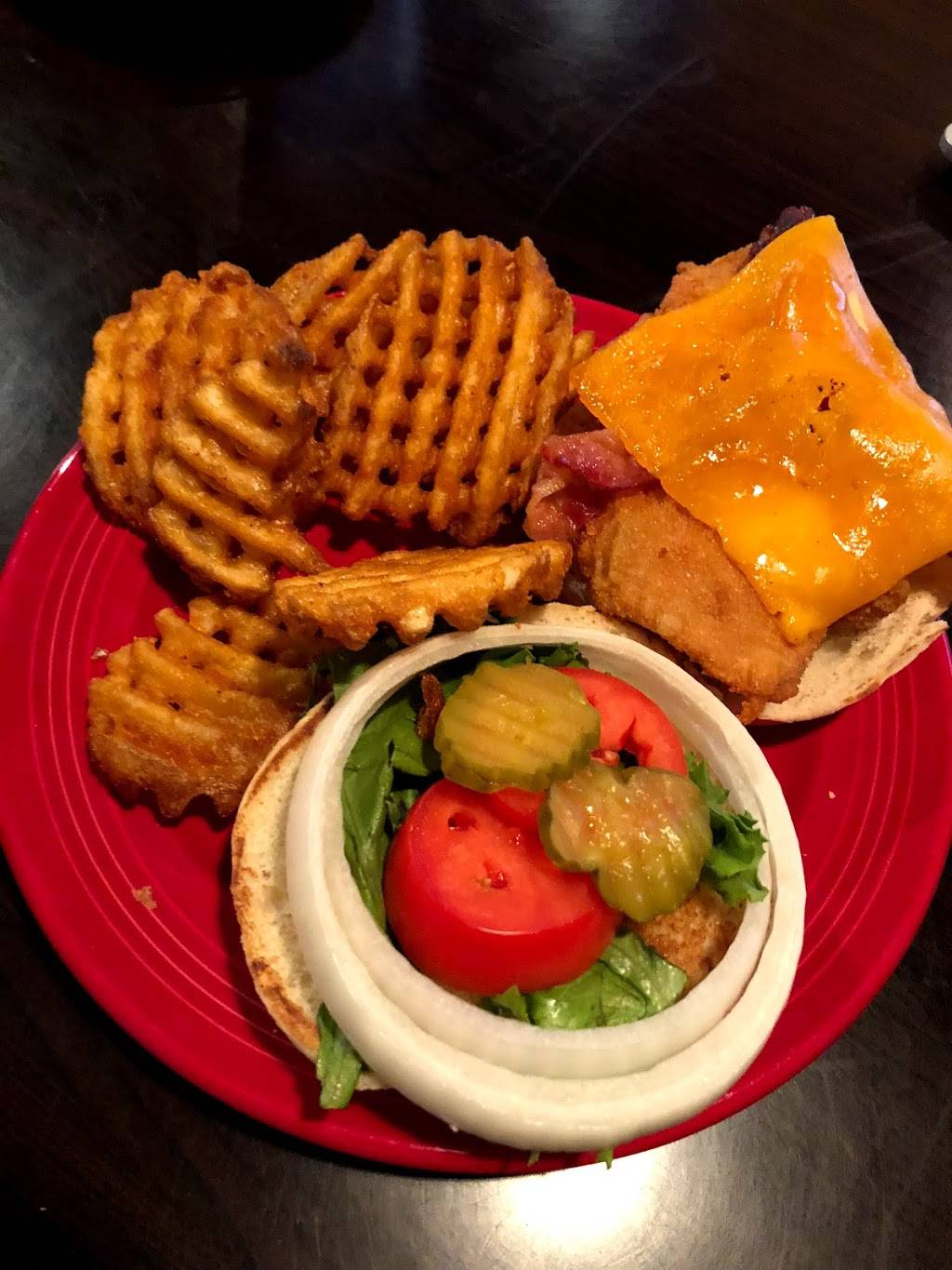 Sports Page Bar & Grill Restaurant 1802 W 2nd Ave, Indianola, IA