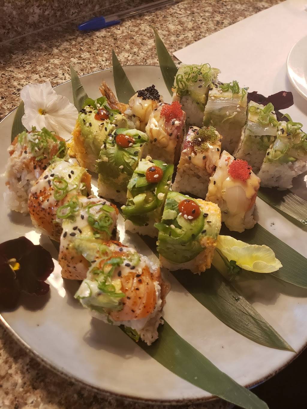 Sushi Maru Seafood | restaurant | 962 W Foothill Blvd, Claremont, CA 91711, USA | 9096266677 OR +1 909-626-6677