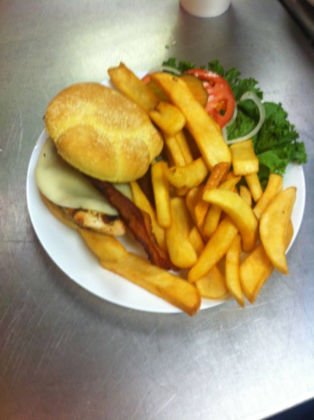 COURTHOUSE GRILL | restaurant | 250 1st Street, Hillsboro, MO 63050, USA | 6367894442 OR +1 636-789-4442