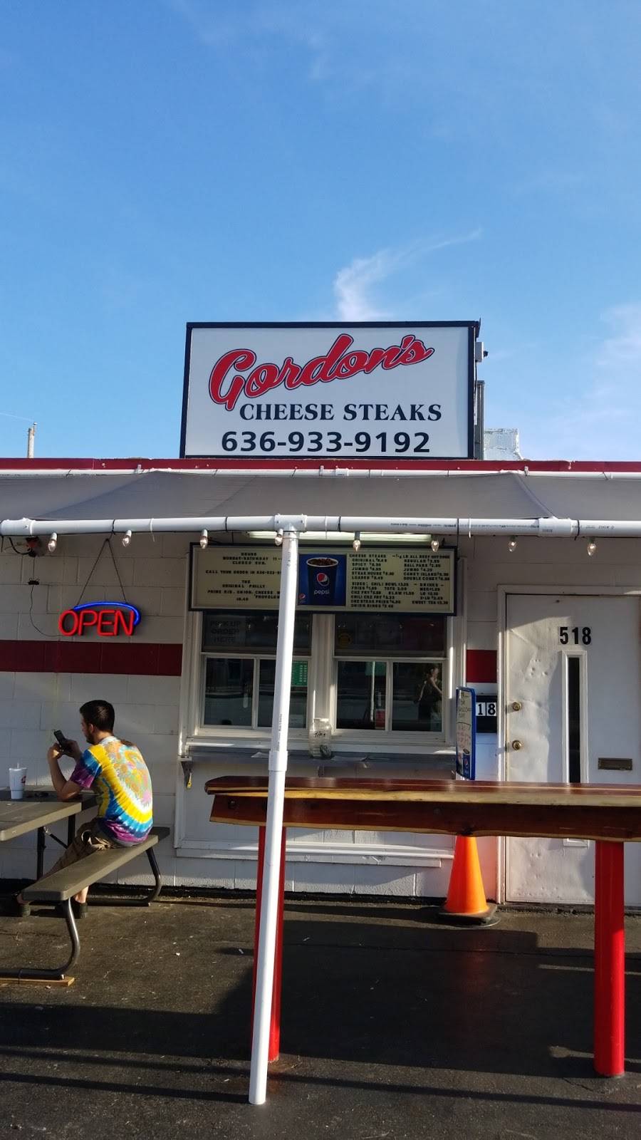Gordons Cheese Steaks | restaurant | 518 Bailey Rd, Crystal City, MO 63019, USA | 6369339192 OR +1 636-933-9192