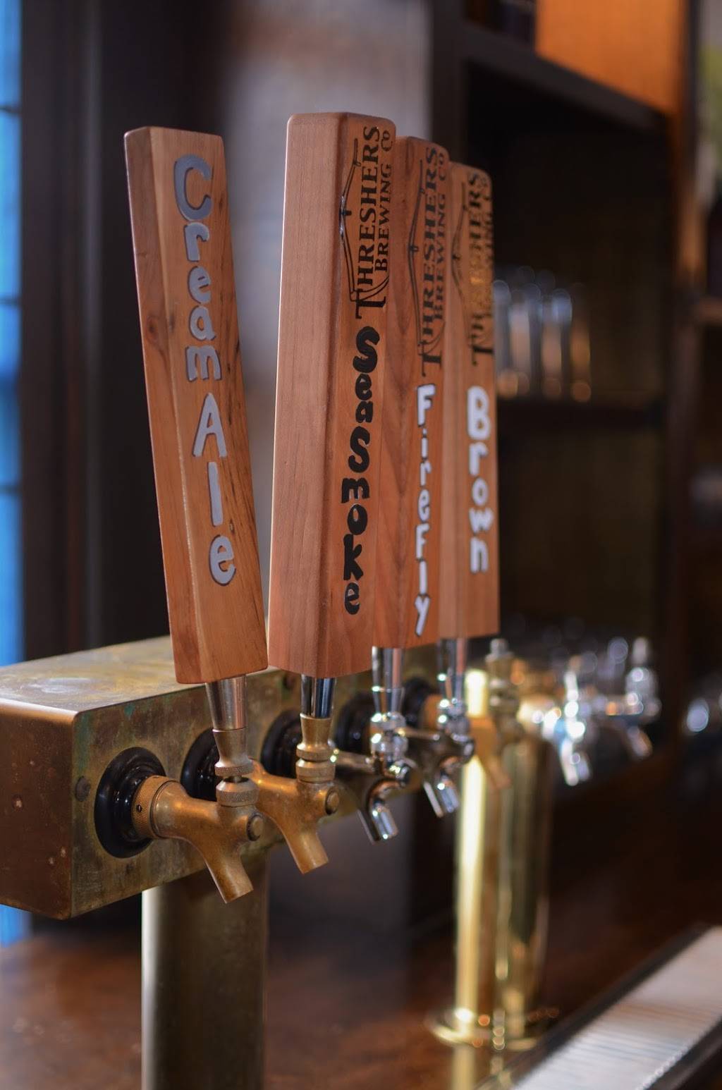 Threshers Brewing Co | restaurant | 1 Starr St, Thomaston, ME 04861, USA | 2073545404 OR +1 207-354-5404