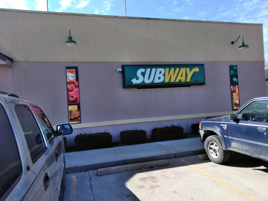 Subway | meal takeaway | 1803 E Ohio St, Clinton, MO 64735, USA | 6608900782 OR +1 660-890-0782