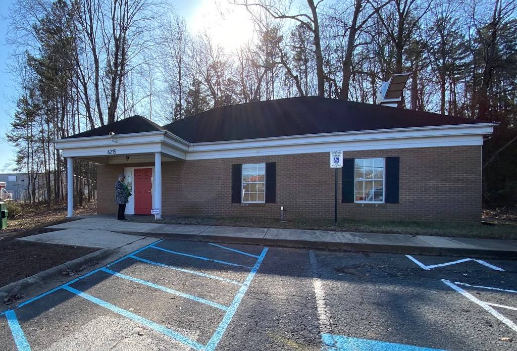 Juanitas Bakery and Grill | restaurant | 6215 Brookshire Blvd, Charlotte, NC 28216, USA | 9809496812 OR +1 980-949-6812