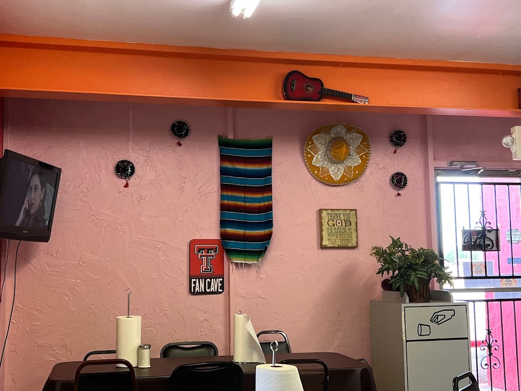 Burrito Tower #2 | restaurant | 4701 I-27, Lubbock, TX 79404, USA | 8067475440 OR +1 806-747-5440