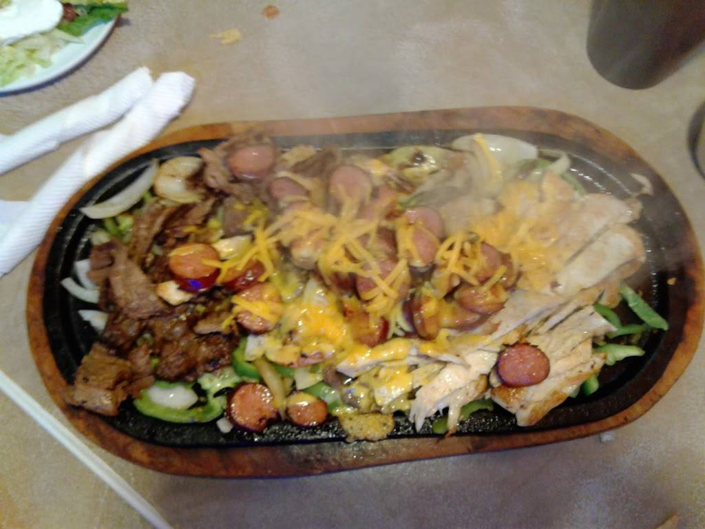 Mi Fiesta Restaurant | restaurant | 2301 S Oak Ave, Mineral Wells, TX 76067, USA | 9403257427 OR +1 940-325-7427