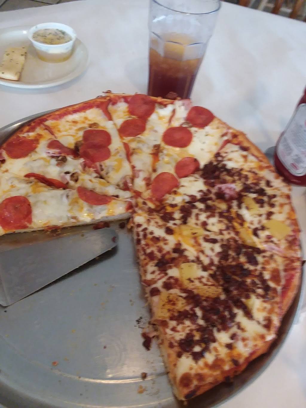 The Pizza Den 513 NW Texas St, Hoxie, AR 72433, USA