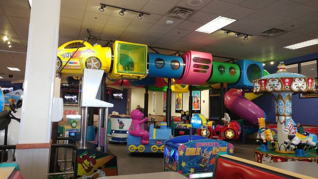 Chuck E. Cheese - Restaurant | 1025 Burnsville Center, Burnsville, MN ...