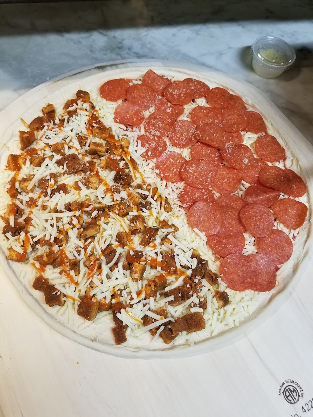 davys pizza | restaurant | 301 Avenue C, Bayonne, NJ 07002, USA | 2017543691 OR +1 201-754-3691