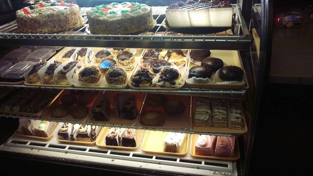 Romeo & Juliet Cafe | cafe | 5199 Sheridan Dr, Buffalo, NY 14221, USA | 7168394960 OR +1 716-839-4960