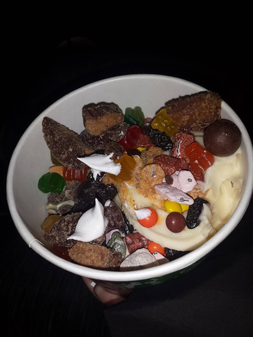 Menchies Frozen Yogurt | bakery | 440 Sam Ridley Pkwy W Ste 120, Smyrna, TN 37167, USA | 6159844676 OR +1 615-984-4676