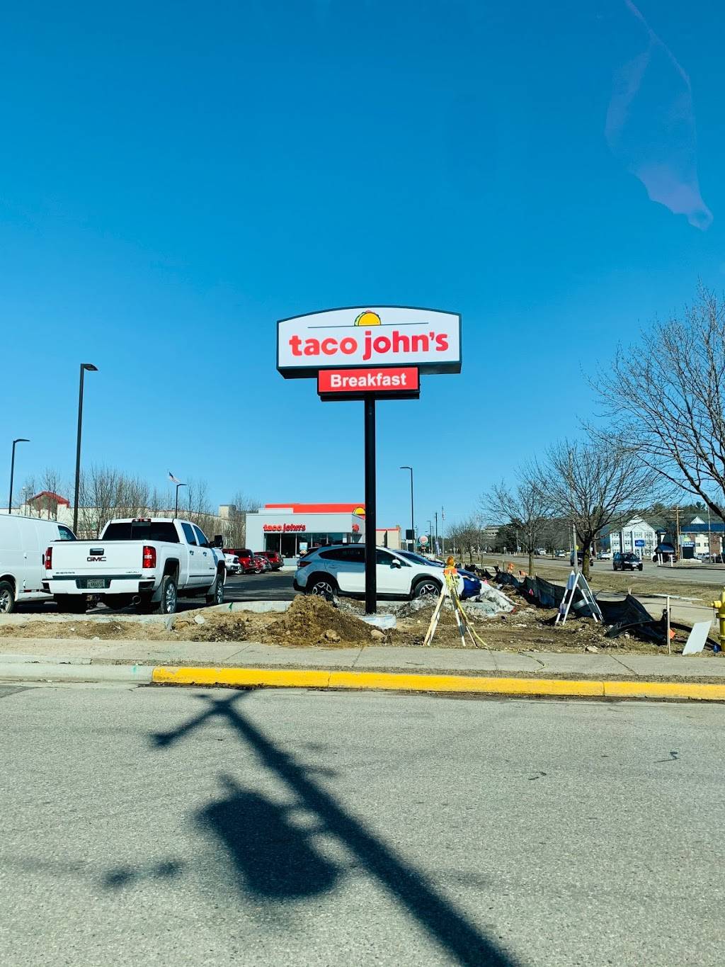 Taco Johns | restaurant | 1616 Academy Ave, Stevens Point, WI 54481, USA | 7155444402 OR +1 715-544-4402