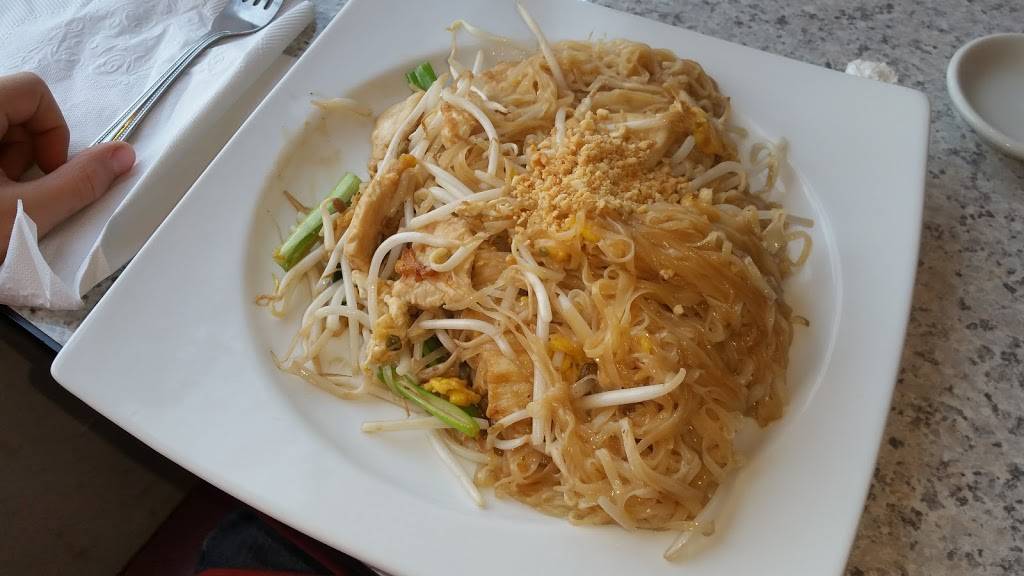Sushi Thai by Samran | restaurant | 229 N Illinois St, Belleville, IL 62220, USA | 6183559693 OR +1 618-355-9693