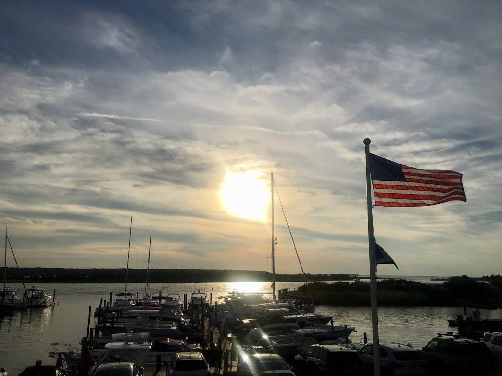 Bostwick's on the Harbor | 39 Gann Rd, East Hampton, NY 11937, USA