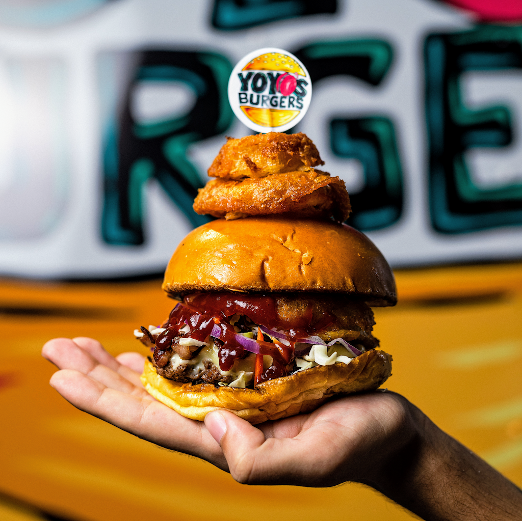 Yoyo's Burgers 16090 SW 184th St, Miami, FL 33187, USA