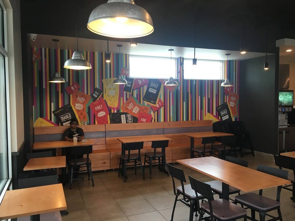 Taco Bell | meal takeaway | 1101 Lower Fayetteville Rd, Newnan, GA 30265, USA | 6785903620 OR +1 678-590-3620