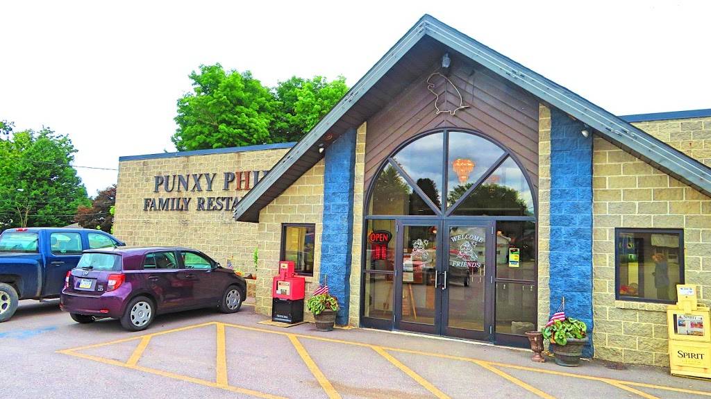 Punxy Phils Family Restaurant | restaurant | 116 Indiana St, Punxsutawney, PA 15767, USA | 8149381221 OR +1 814-938-1221