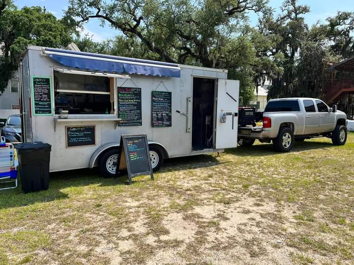 Coastys Food Truck | restaurant | 711 Water St, Biloxi, MS 39530, USA | 2282093289 OR +1 228-209-3289