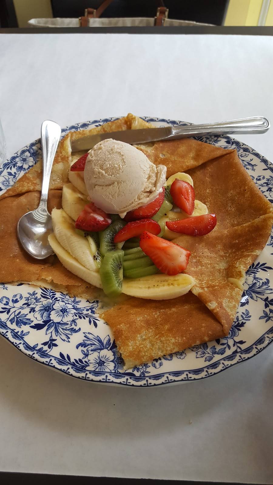 Meli-Melo Creperie  362 Greenwich Ave, Greenwich, CT 06830, USA