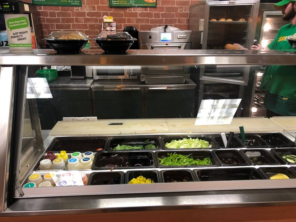 Subway | restaurant | 4111 1st Ave, Nitro, WV 25143, USA | 3047555500 OR +1 304-755-5500