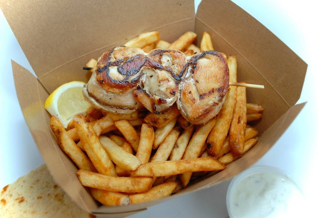 Gyro Boutique Mont-Royal - Authentique Gyros - Salad - Poutine - | meal takeaway | 2316 Chemin Lucerne, Mont-Royal, QC H3R 2J8, Canada | 5147334976 OR +1 514-733-4976