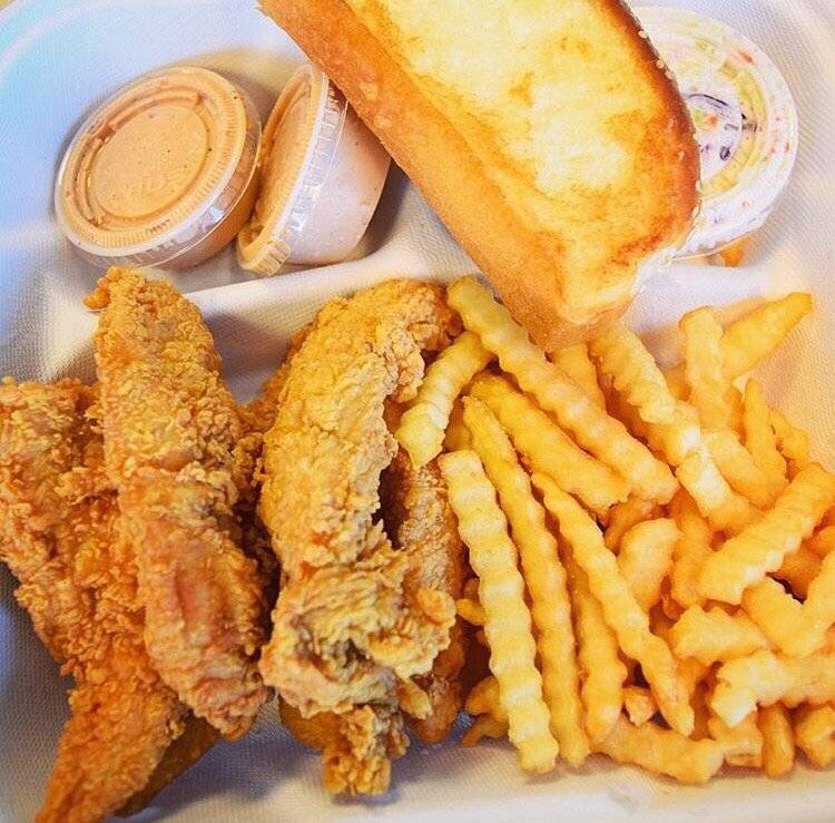 Raising Cane's Chicken Fingers - Meal takeaway | 1250 Bardstown Rd #5 ...