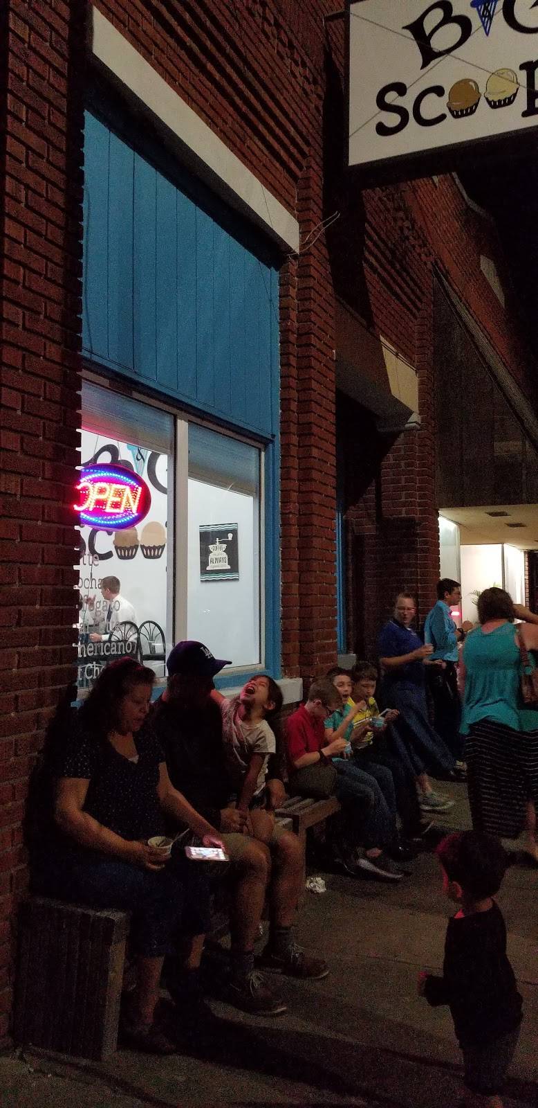 B&G Scoops | cafe | 421 N State St, Knob Noster, MO 65336, USA | 6606870800 OR +1 660-687-0800