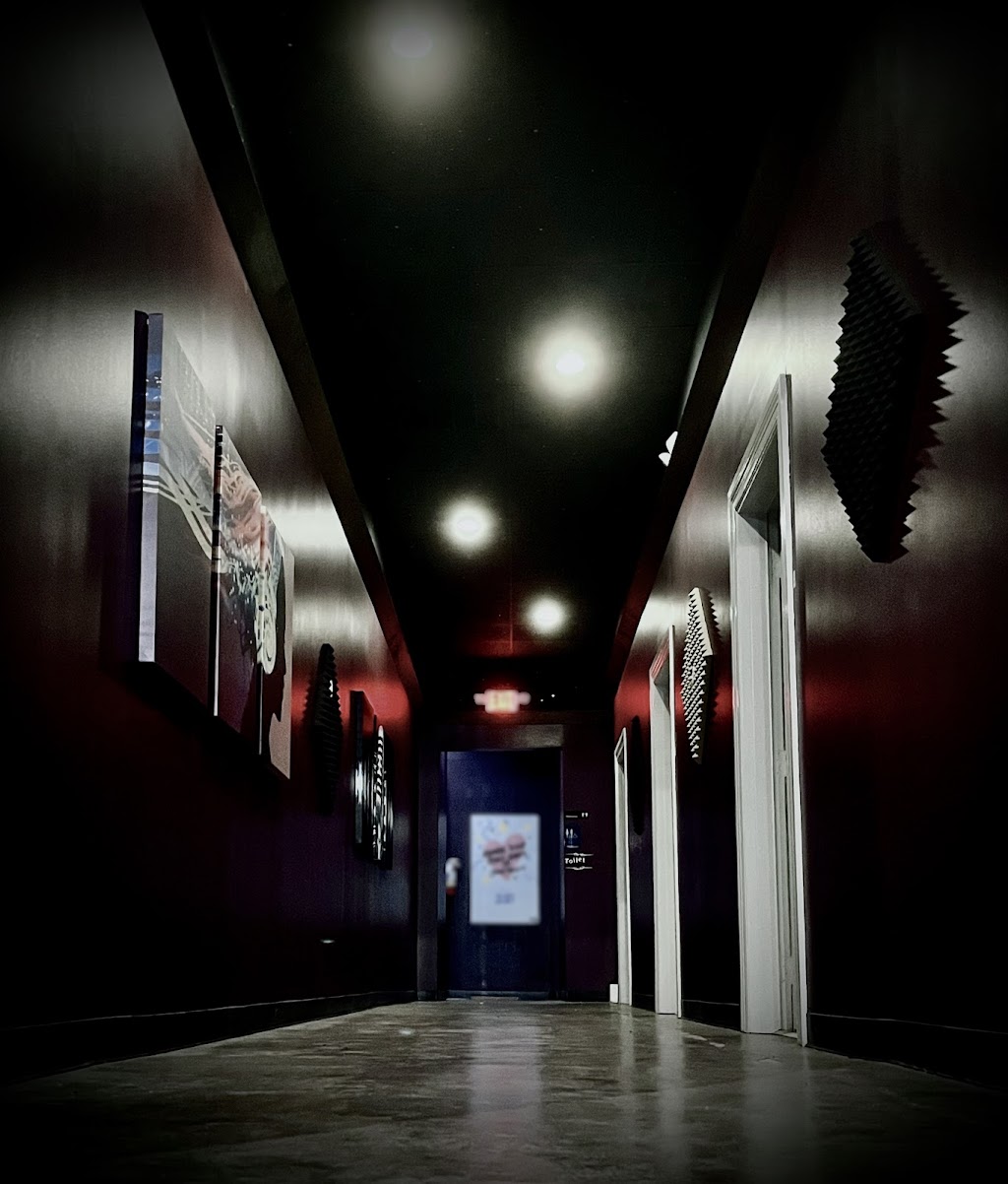 Blue Bird | night club | 1645 Winding Hollow Dr #208, Katy, TX 77450, USA | 2816860220 OR +1 281-686-0220