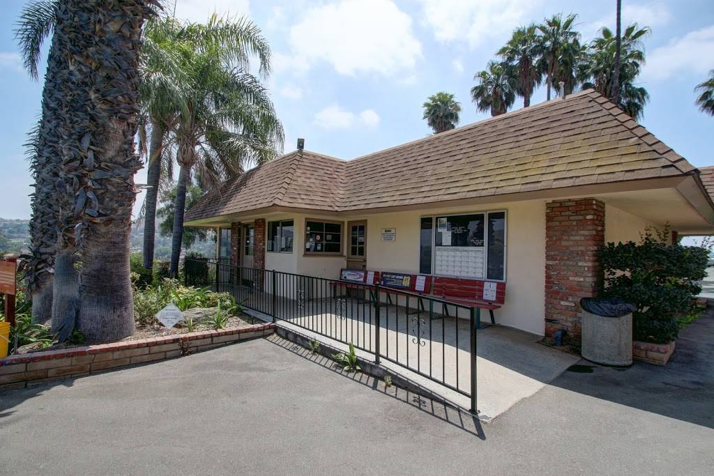 Indian Hills Golf Club 5700 Club House Dr, Riverside, CA 92509, USA