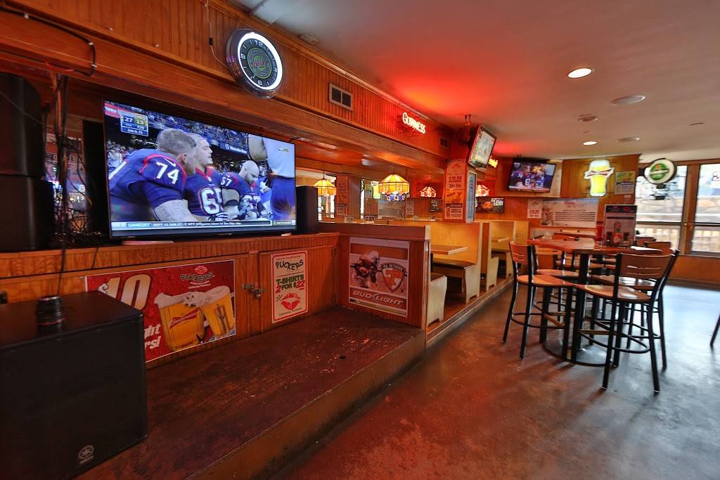 Puckers Sports Grill 745 Parkway 9, Gatlinburg, TN 37738, USA